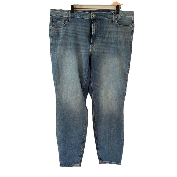 Old Navy High-Rise Rockstar Super Skinny Secret Smooth Pockets Size 22 LightWash - Picture 1 of 5